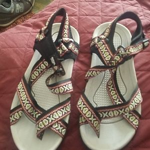 Muk Luks strappy sandal